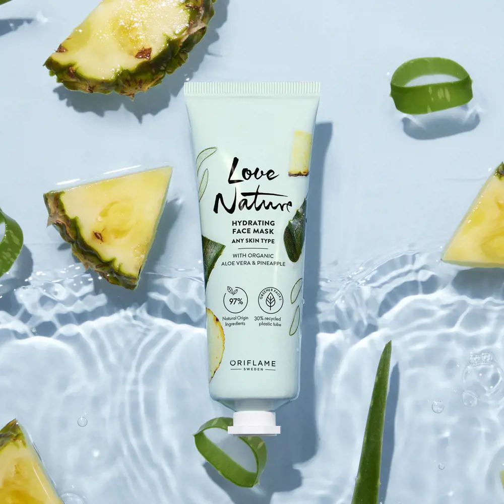 Hydrating Face Mask with Organic Aloe Vera & Pineapple